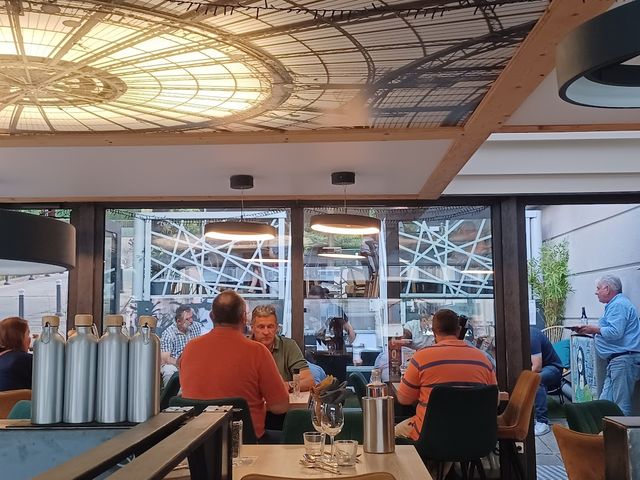 Le Gavroche Plafonds décorés mezzanine